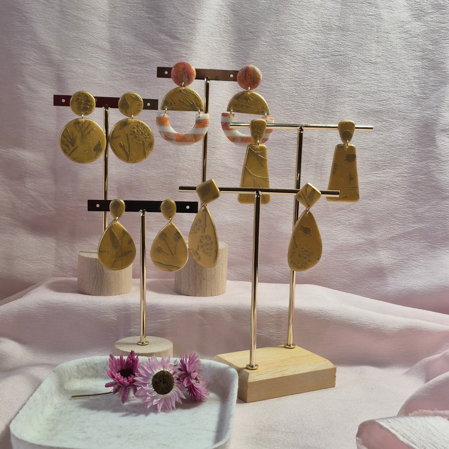 Colección "Raíces Doradas"