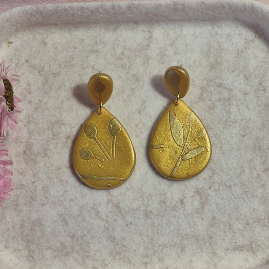 Pendientes Lagrima Dorada