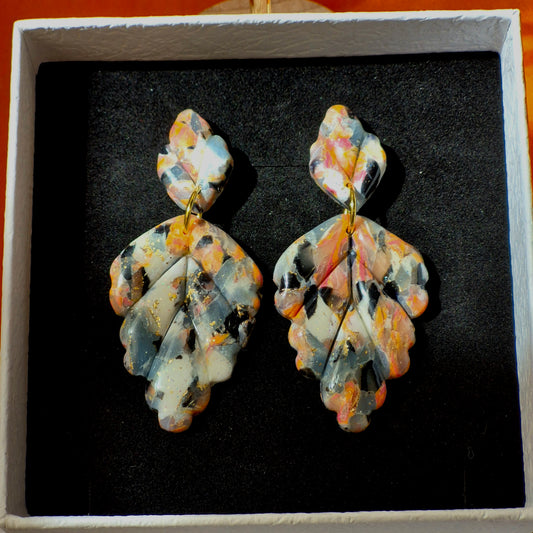 Pendiente Hoja de Mármol Dorado