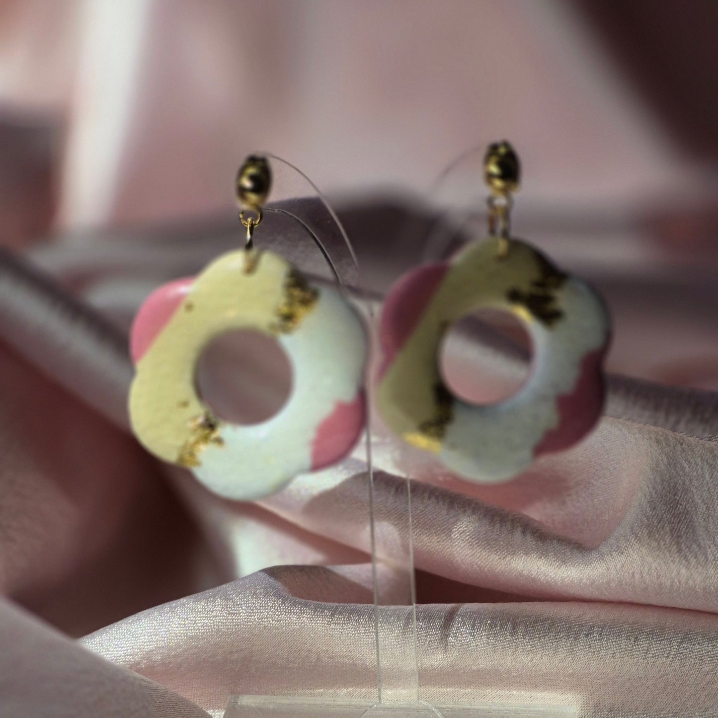 Pendientes Flor Dorada